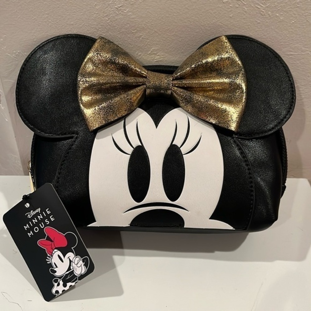 Disney Minnie Mouse Pouch NWT